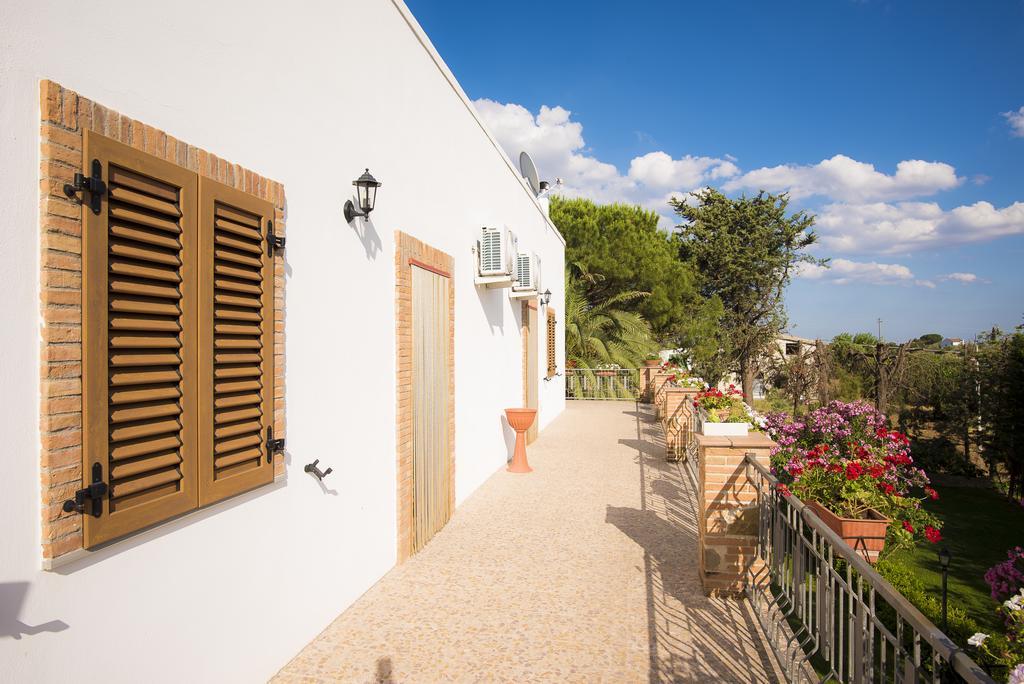 Villa Il Delfino Pisticci Esterno foto